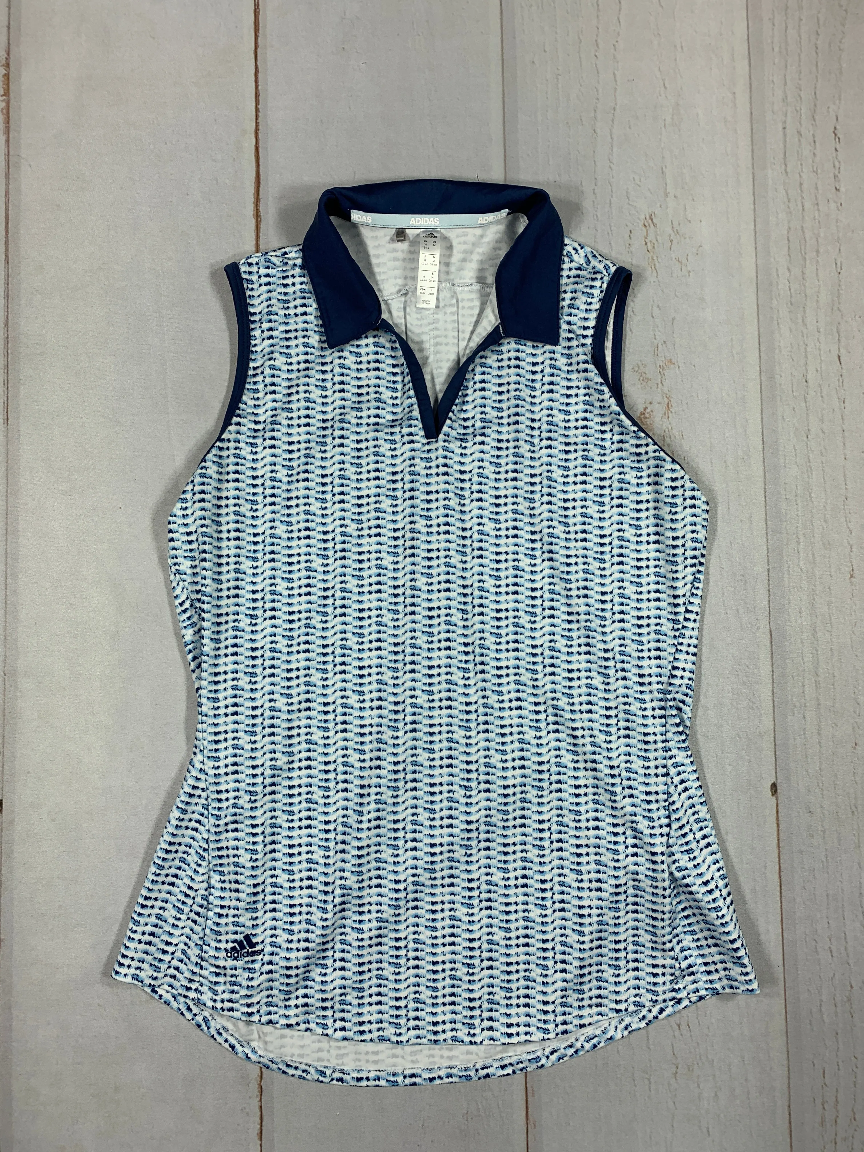 Adidas Tank size Medium