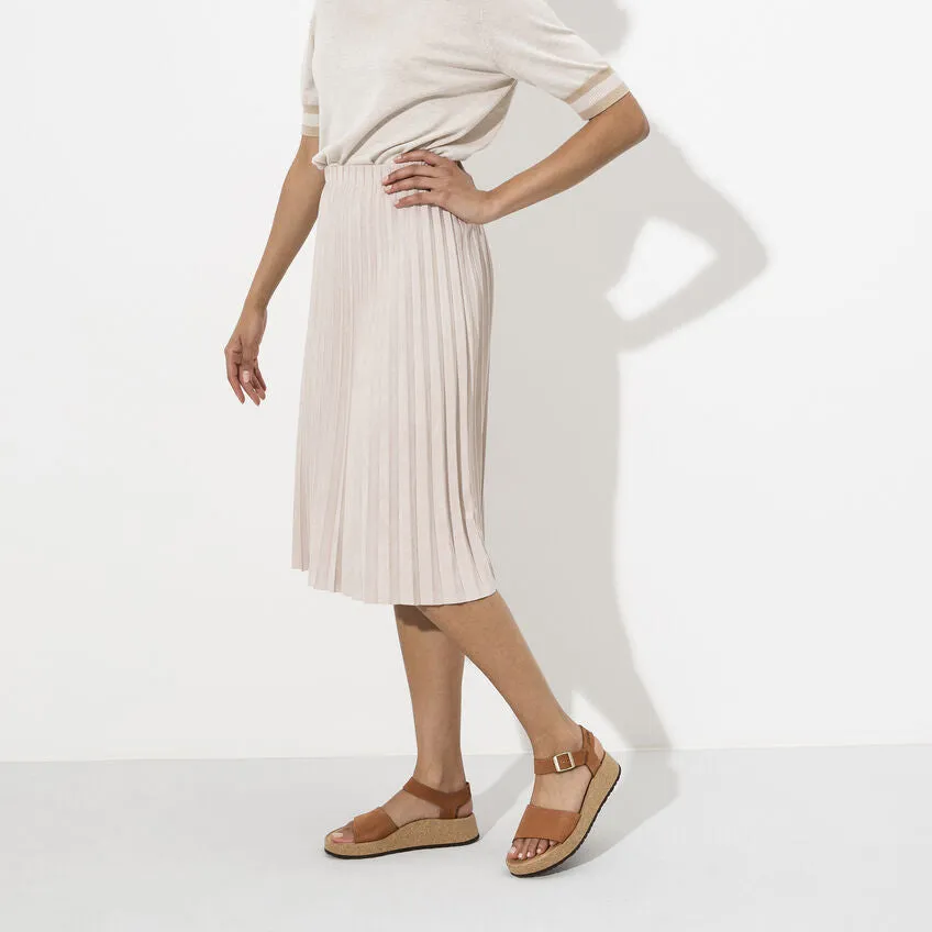 Birkenstock Glenda Nubuck Leather in Pecan