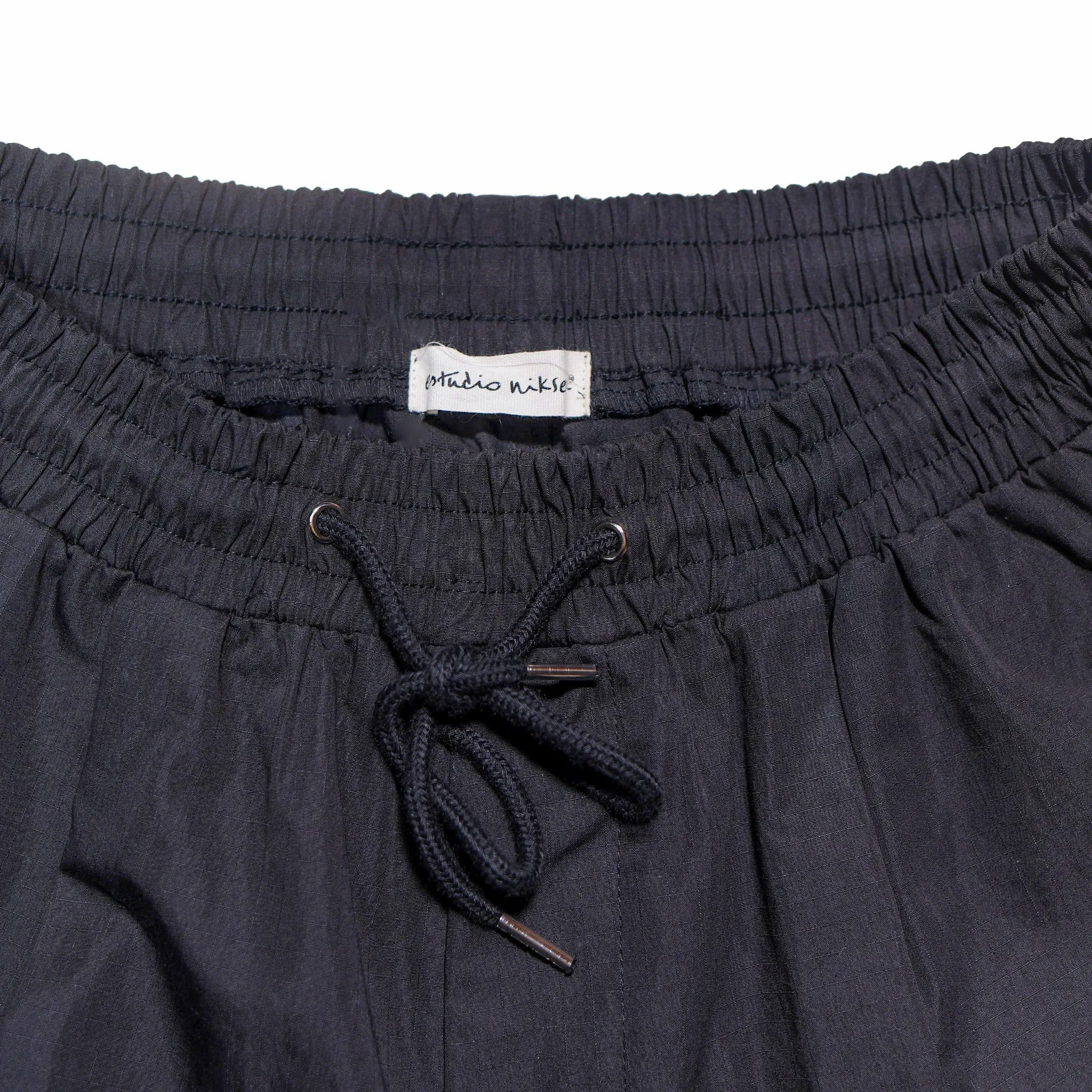 Estudio Niksen Ripstop Balloon Cargo Shorts (Black)