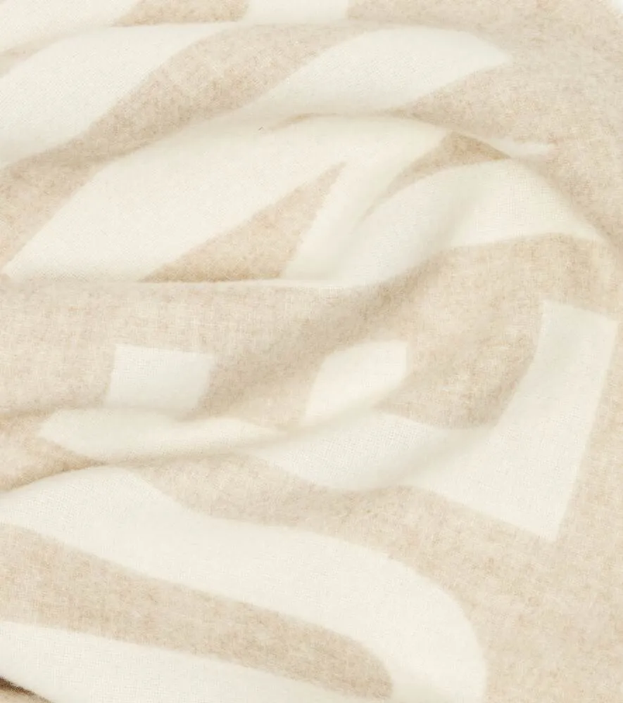 Natural wool jacquard scarf with Jacquemus logo, beige