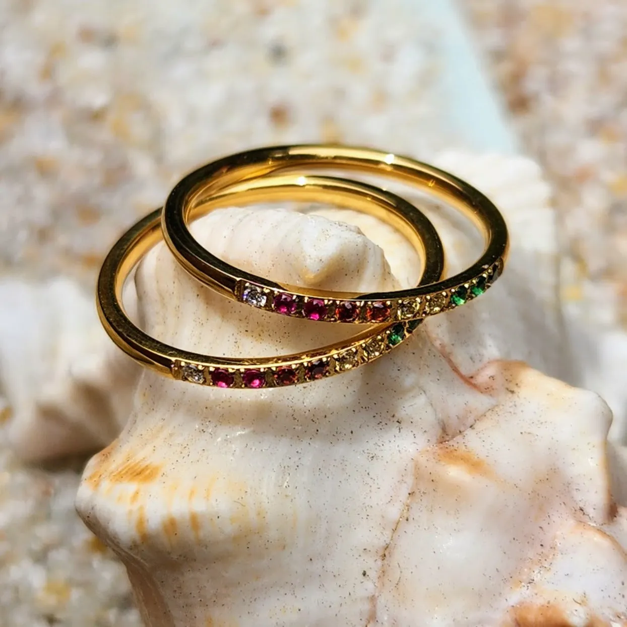 RAINBOW DREAMING - WATERPROOF GOLD RING