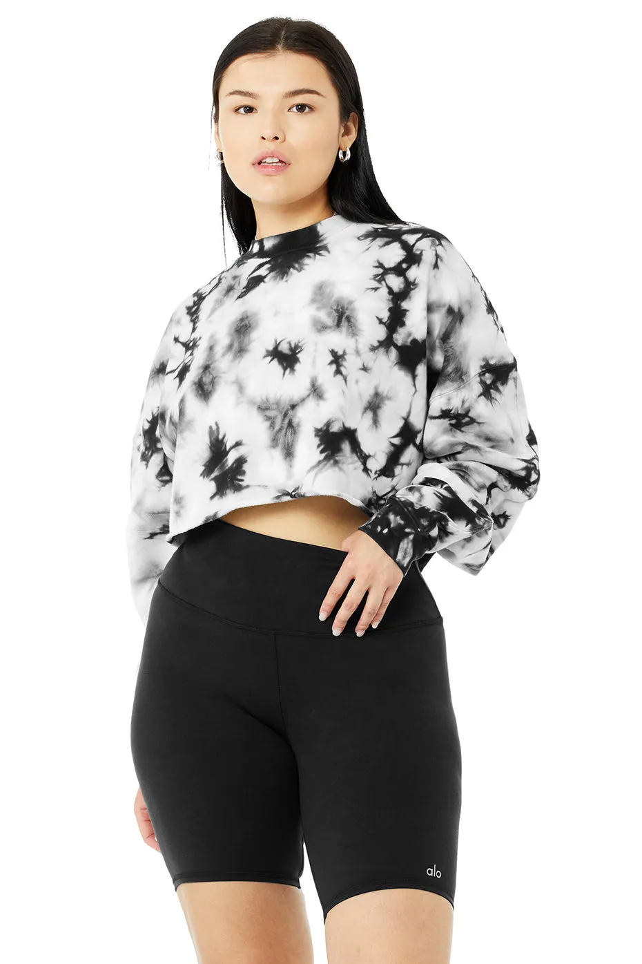 Tie-Dye Extreme Crop Crew Neck - Black/White Tie-Dye